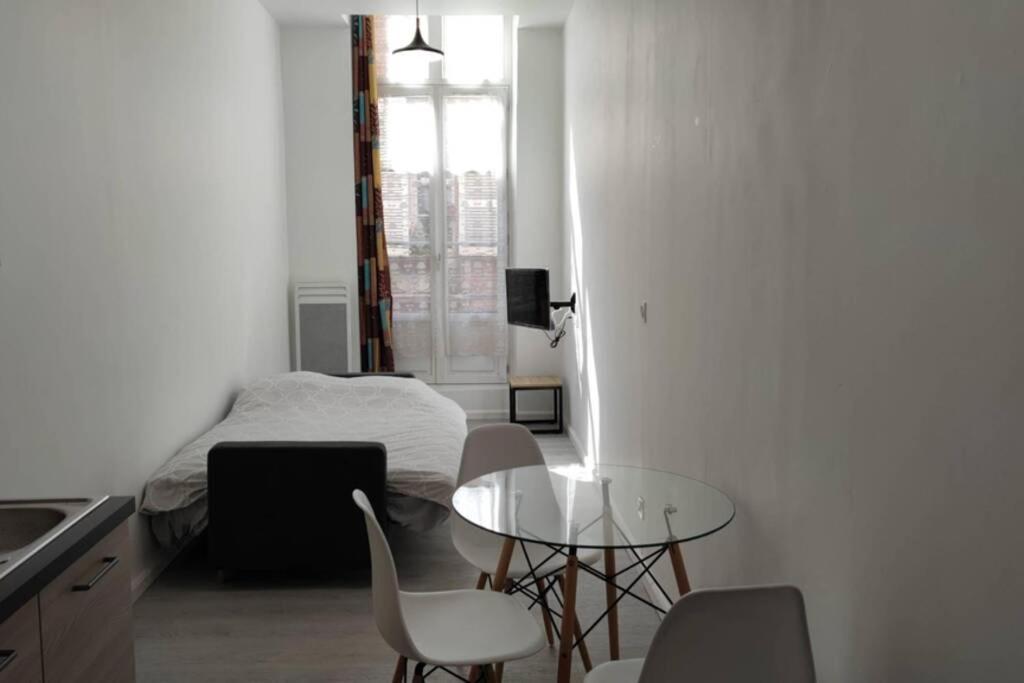 Saint Etienne Studio Lot 4 Apartment Toulouse Bagian luar foto